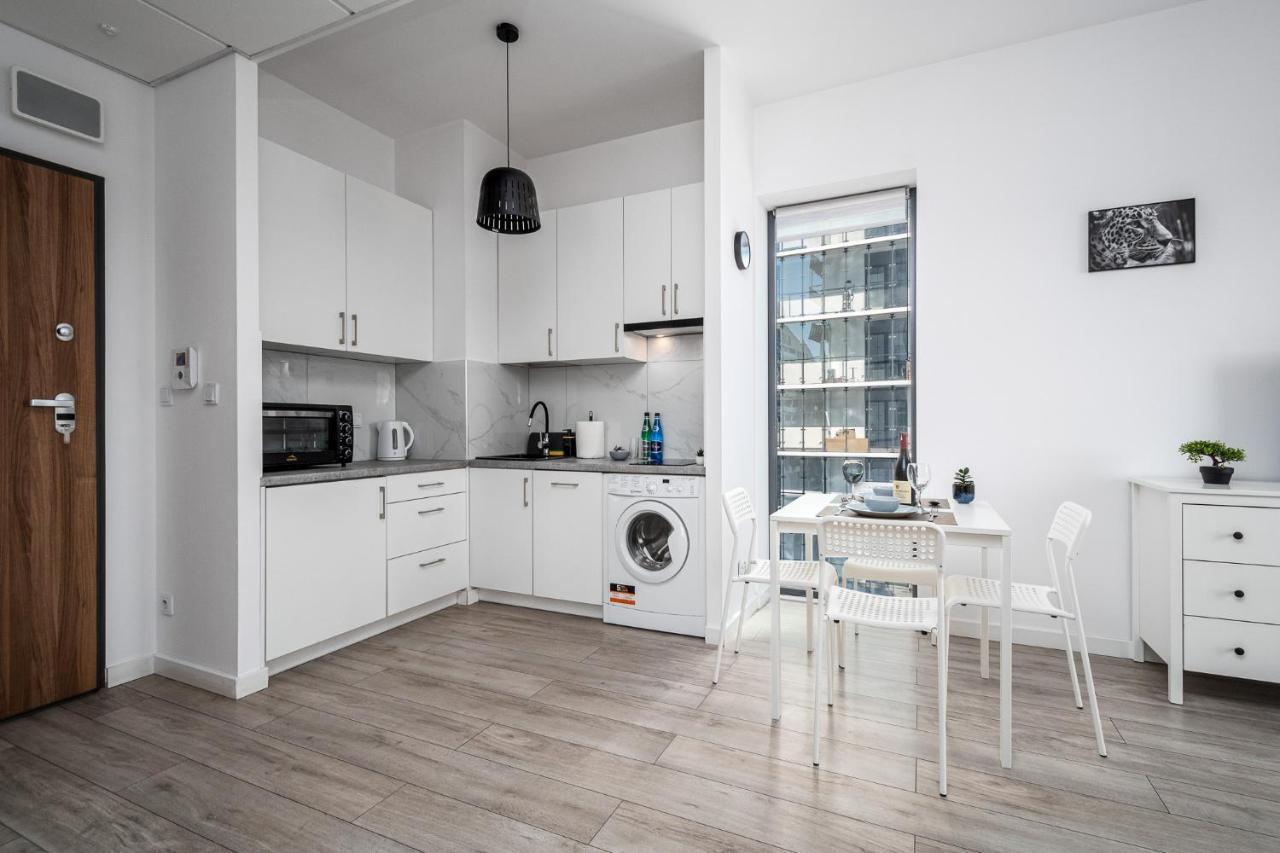 Apartament Ks Wola Prymasa 407 Varsóvia Exterior foto