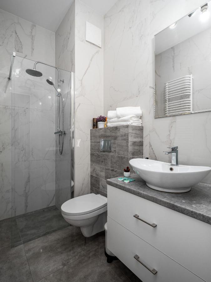 Apartament Ks Wola Prymasa 407 Varsóvia Exterior foto